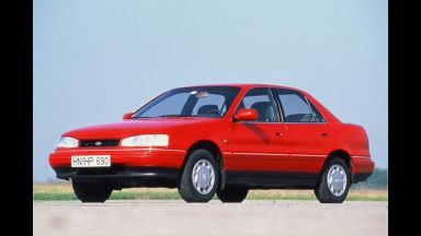 1990 Hyundai Lantra