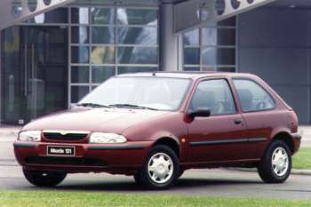 1996 Mazda 121